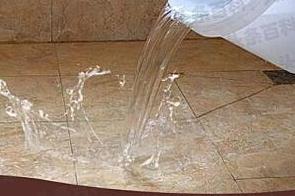 轮台漏水维修 免砸砖防水材料该如何施工